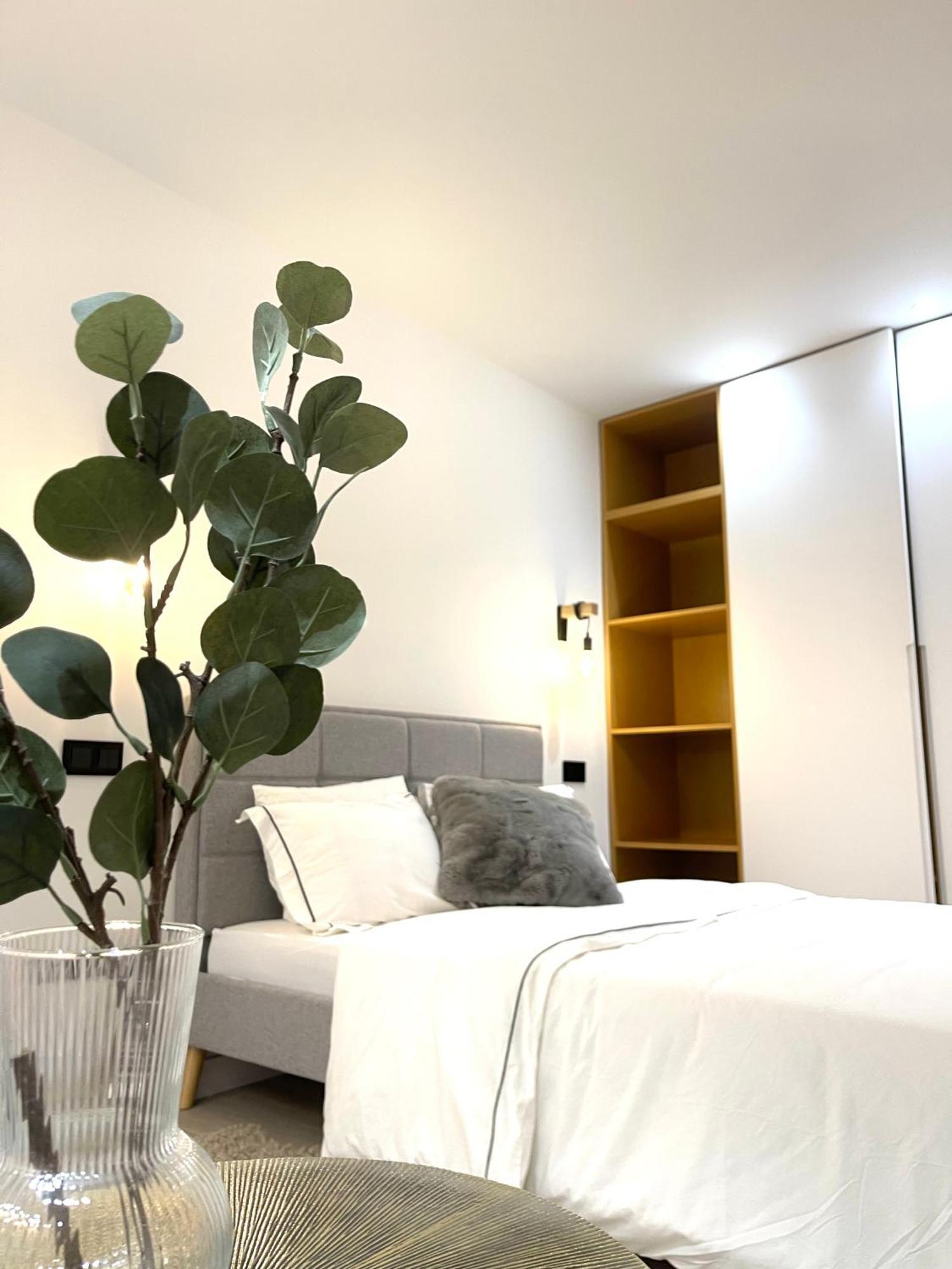 R&K Atocha Apartment マドリード エクステリア 写真