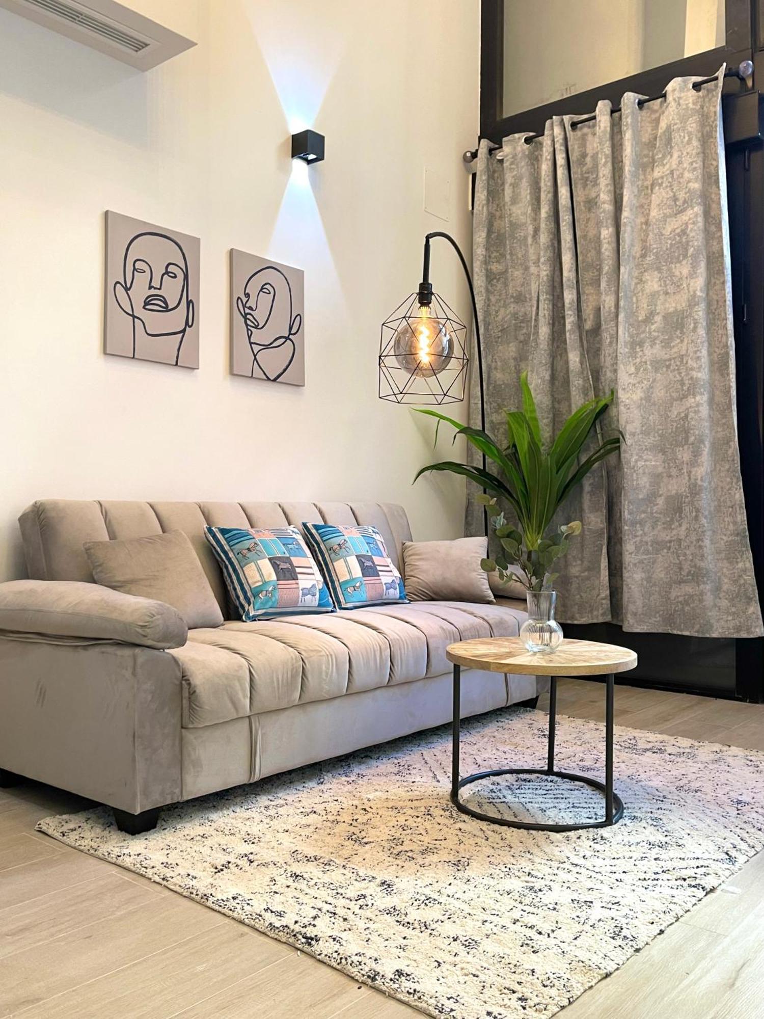 R&K Atocha Apartment マドリード エクステリア 写真